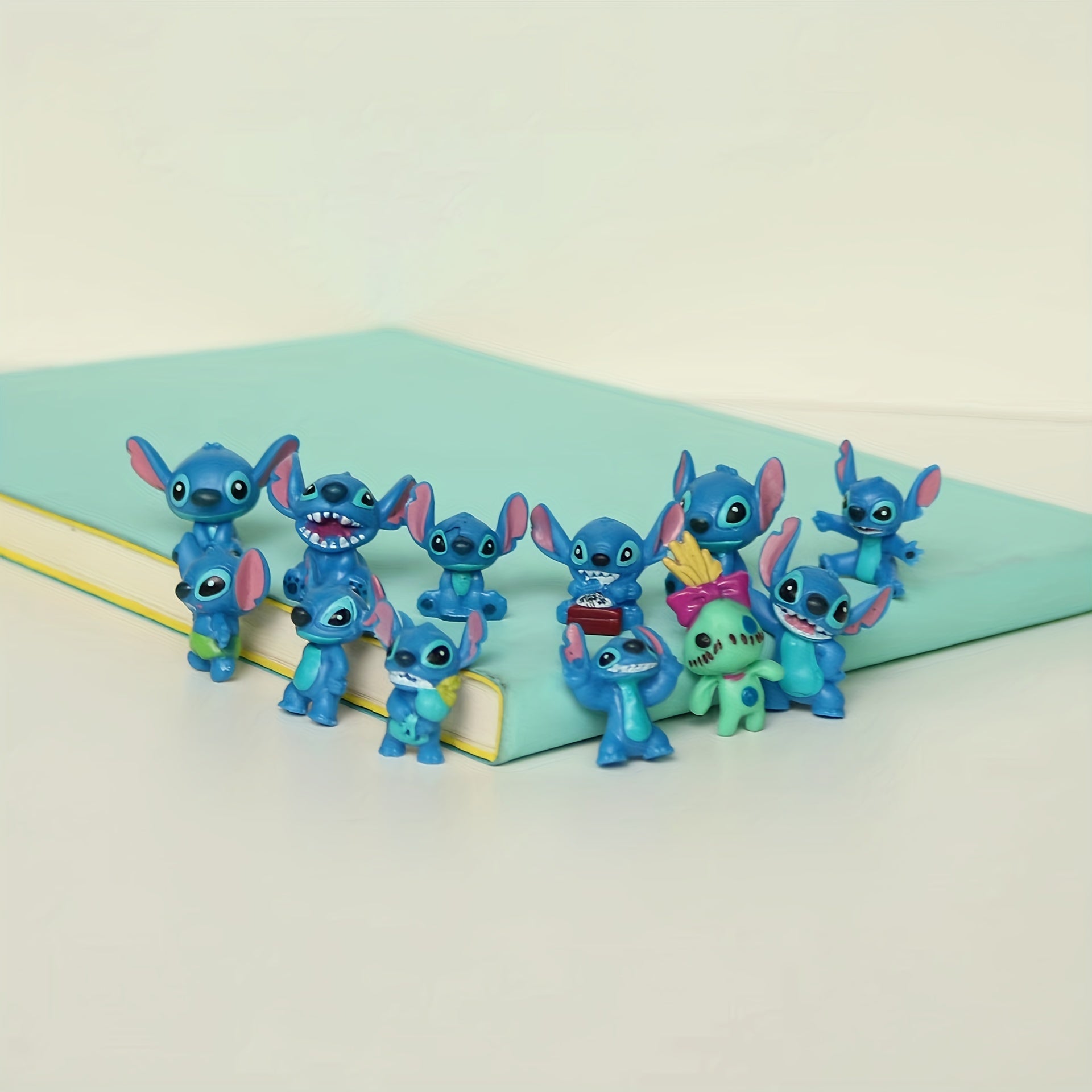 Stitch Mini Figure Set