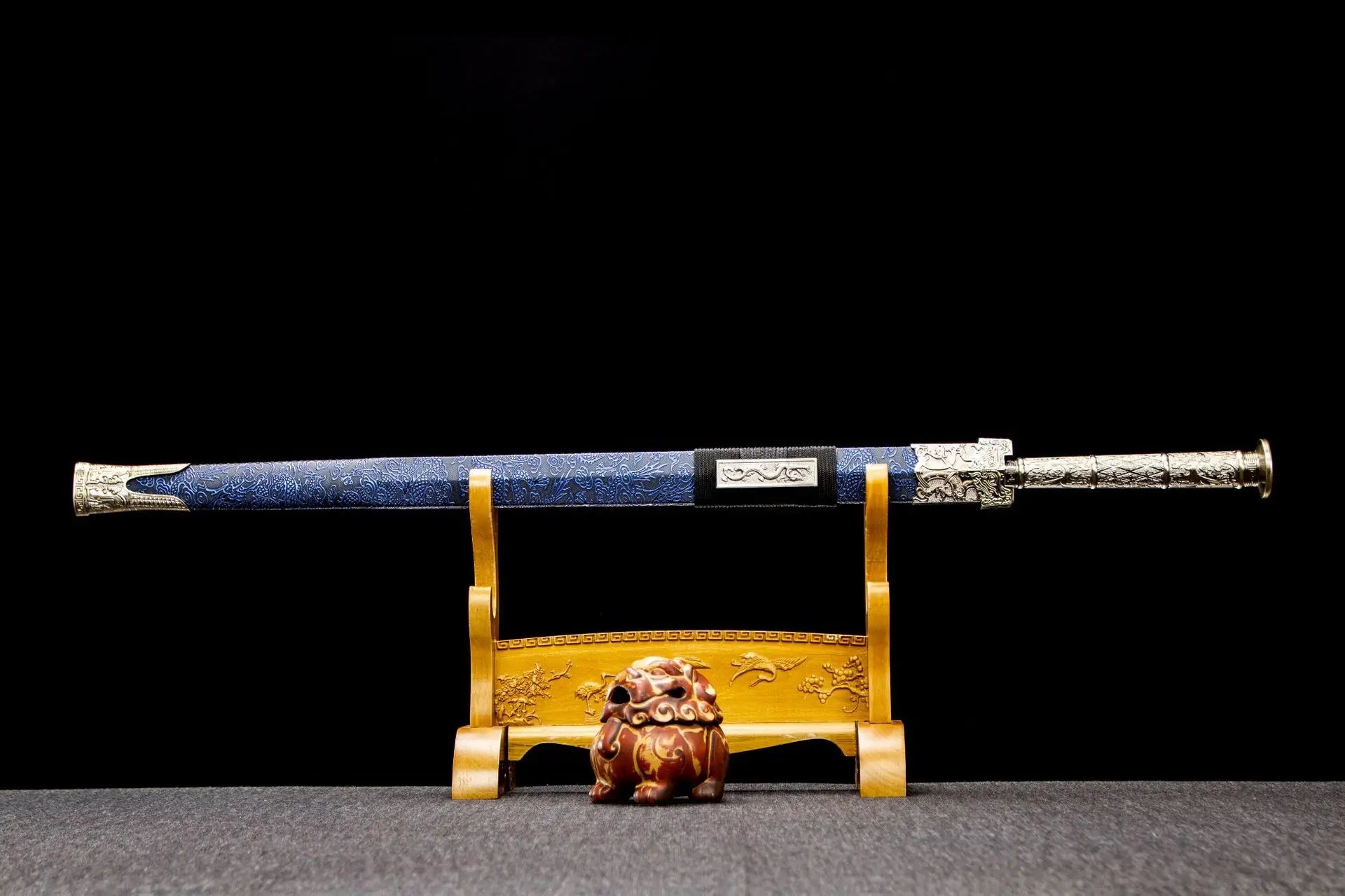 Longquan City High Manganese Steel Roasted Purple Spring Autumn Han Qin King Tang Qing Cold Weapon Sword Unopened Blade Gift Box