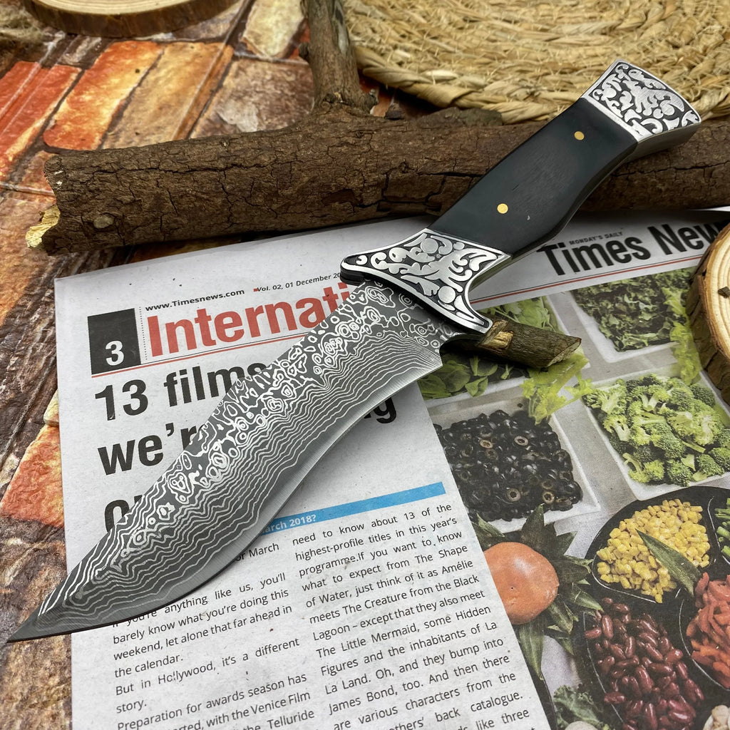 Damascus Pattern Outdoor Knife, Exquisite Patterned Blade Black Wood Handle W/Metal Accents, Engraved Leather Sheath for Camping