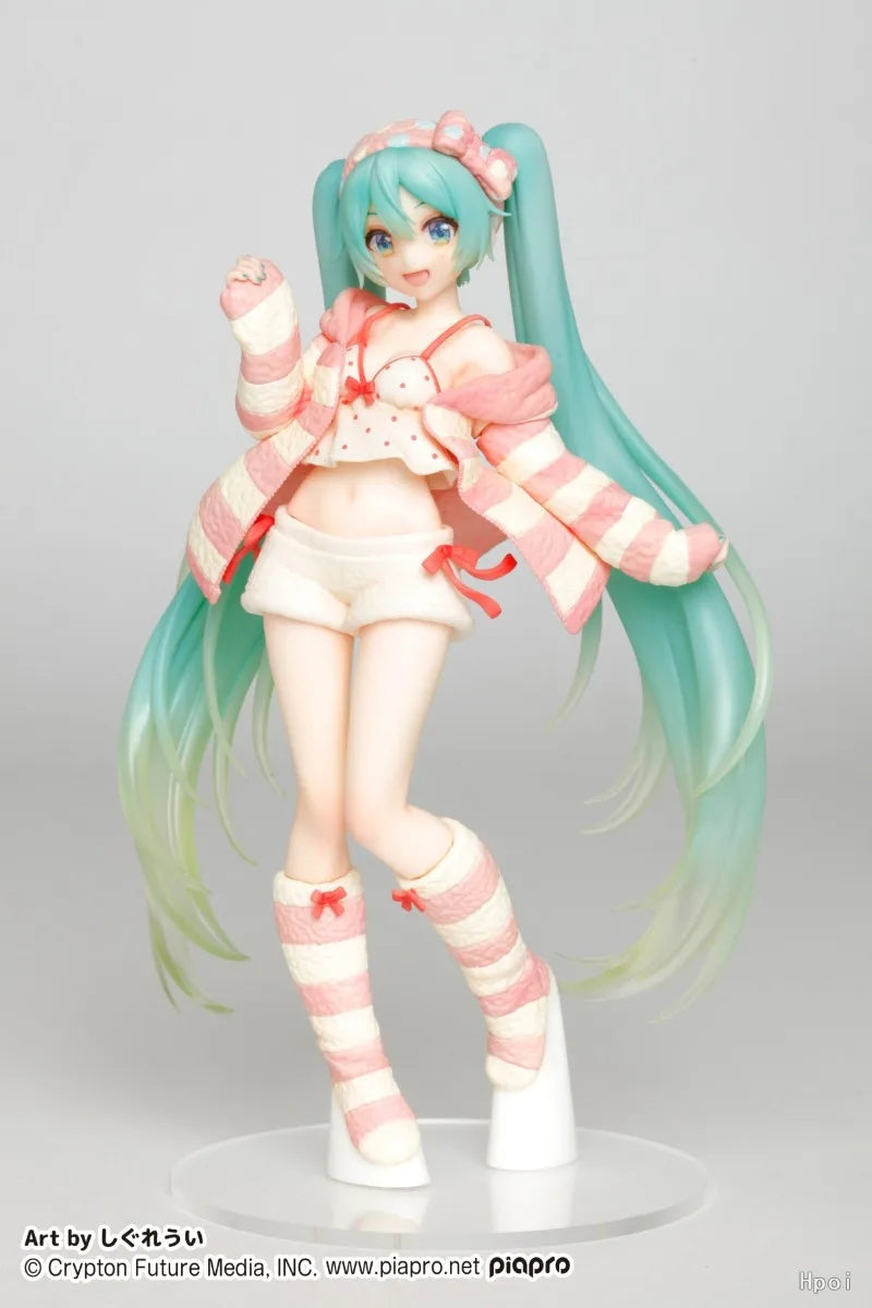 Taito Original Genuine Vocaloid Singer Hatsune Miku Figure Costumes Room Wear China Exclusive Color Ver 18cm Model Toy Figures