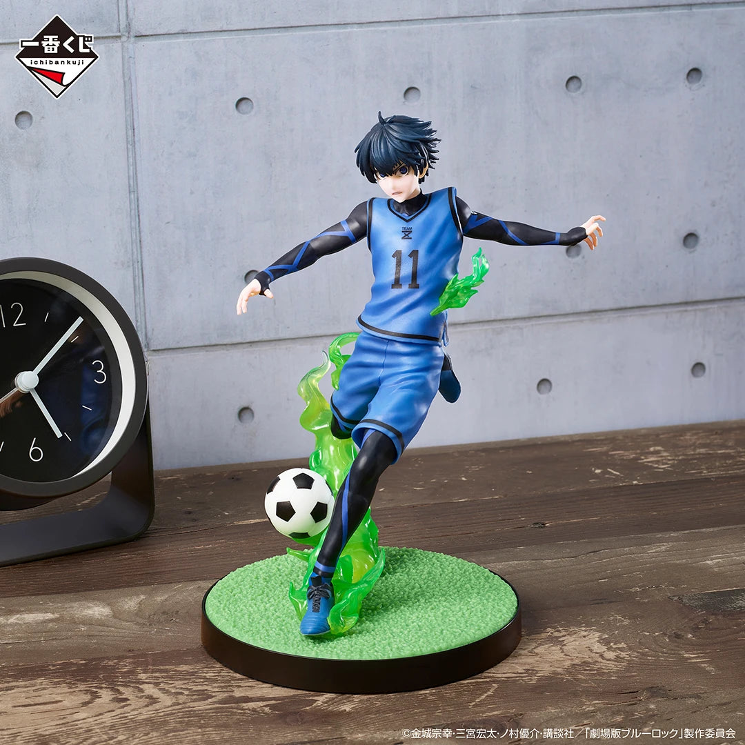 BANDAI Ichiban KUJI Blue Lock Isagi Yoichi Bachira Meguru wielding saboteurs Anime Action Figures Model Collection Toy