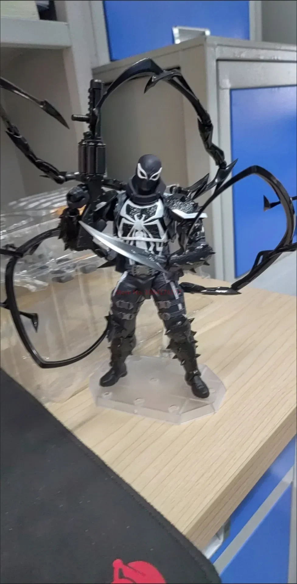 In Stock Mess Toys Black Suit Neighbor Symbiote Spider Figure Scarlet Spider Kaine Parker Red Anime Action Figure Toys Gifts