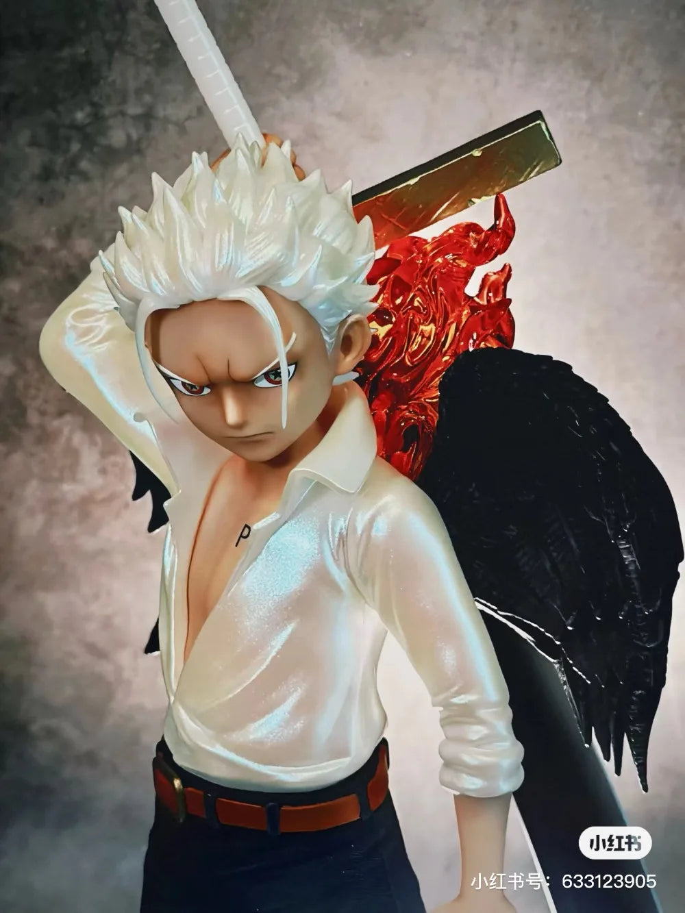 Seraphim Mihawk Figure