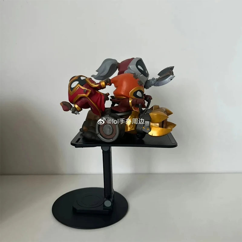 Original League of Legends Animation Game Peripheral Toys Jinx Teemo Poppy Vi Anime Action Model Figures Ornament Collection