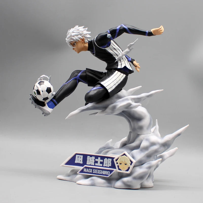 Blue Lock Figures Nagi Seishiro Anime Figure Football Action Figurine Pvc Model Desk Collection Room Statue Doll Birthday Gifts
