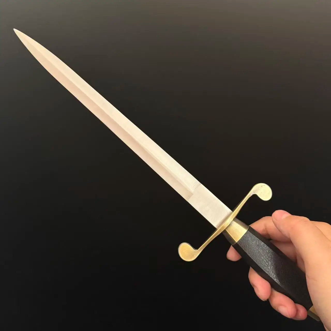 35cm European Western Sword with Sheath Metal Model Safety Medieval Film Props Sword Collectible Retro Katana Collection Toys