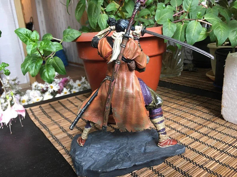 Anime Figma 483-DX Game SEKIRO Figure Shadows Die Twice Action Figures SEKIRO Sword Shadows Die Twice Model Toys Birthday Gifts