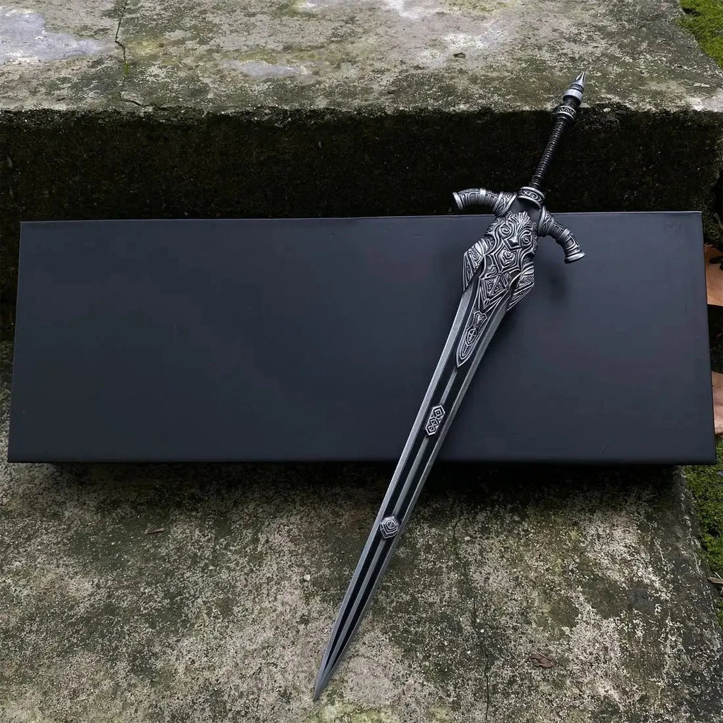 30cm DARK SOULS Wolf Knight's Greatsword weapons model Game Peripheral Toy Sword Unsharpened Desktop Collected Exhibits Boy Gift