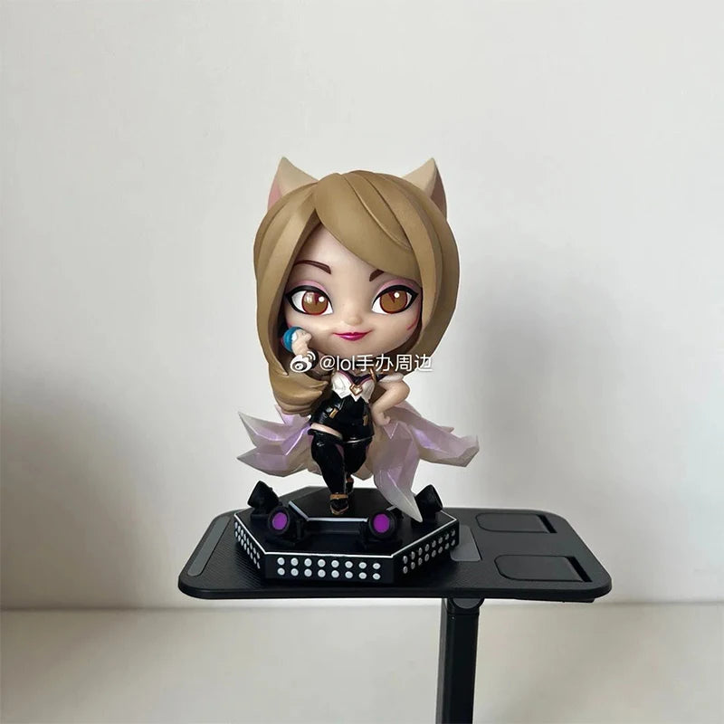 Original League of Legends Animation Game Peripheral Toys Jinx Teemo Poppy Vi Anime Action Model Figures Ornament Collection