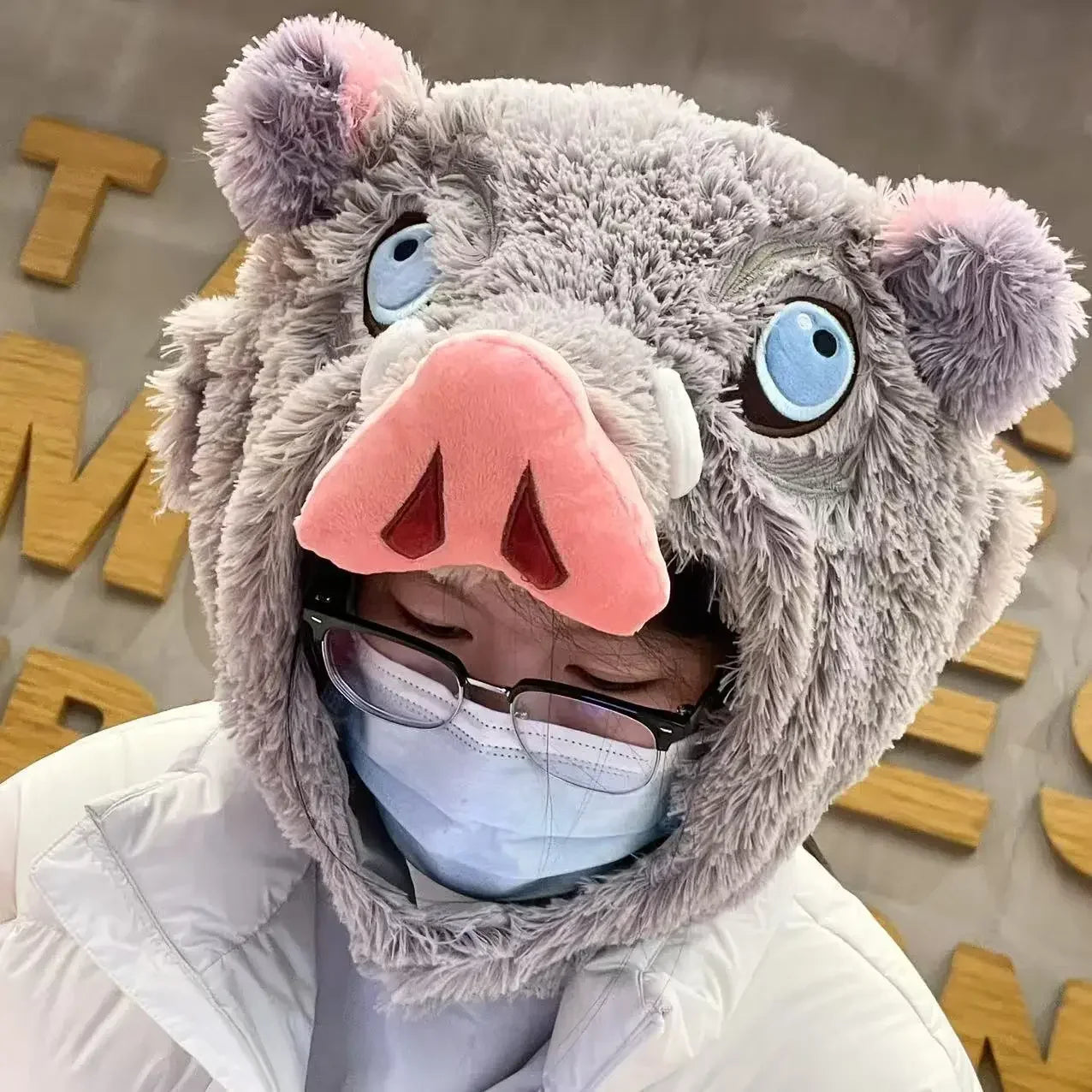 Cosplay Prop Wild Boar Head Plush Hat Pig Head Warm Headgear Cartoon Stuffed Anime Plushies Cosplay Props Gifts Boy Fans