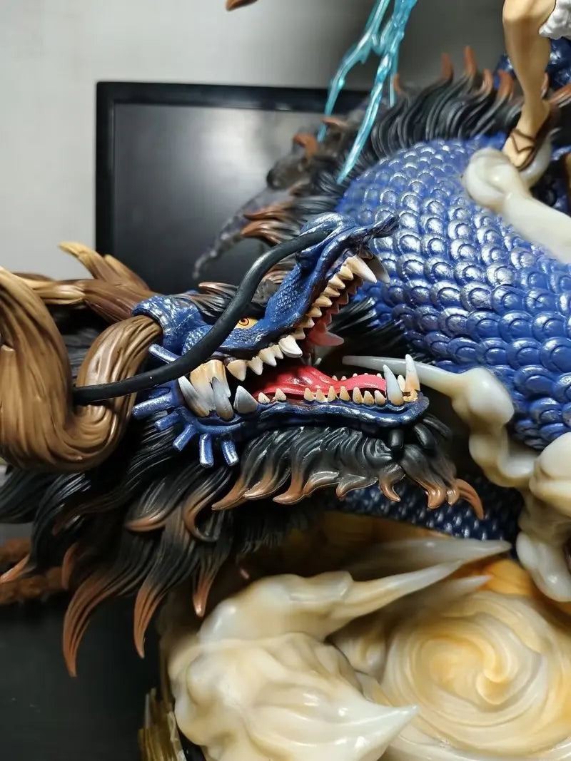 Luffy vs Kaido Gear 5 Figure