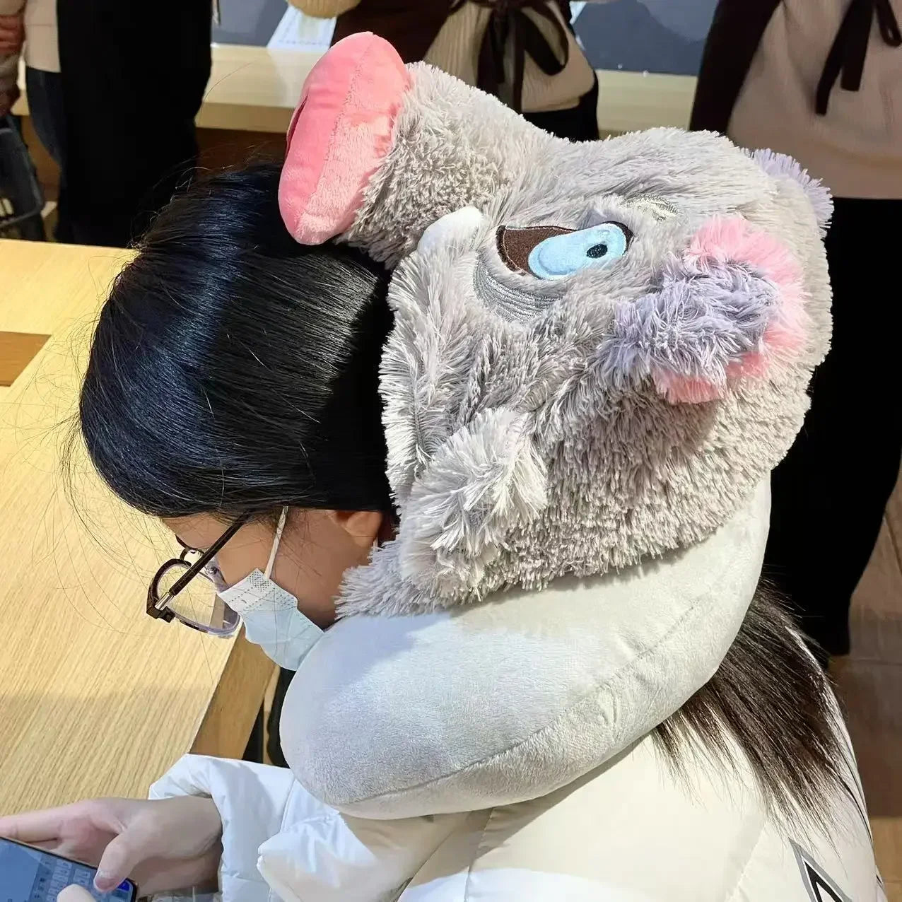 Cosplay Prop Wild Boar Head Plush Hat Pig Head Warm Headgear Cartoon Stuffed Anime Plushies Cosplay Props Gifts Boy Fans