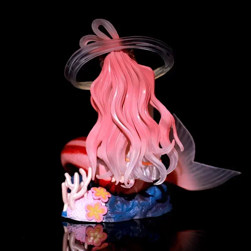 One Piece Shirahoshi Hold Luffy In Hand Action Figures Model Doll Toys Collectible Desktop Ornaments Kids Birthday Mas Gifts
