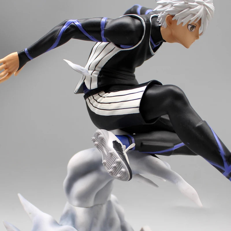 Blue Lock Figures Nagi Seishiro Anime Figure Football Action Figurine Pvc Model Desk Collection Room Statue Doll Birthday Gifts