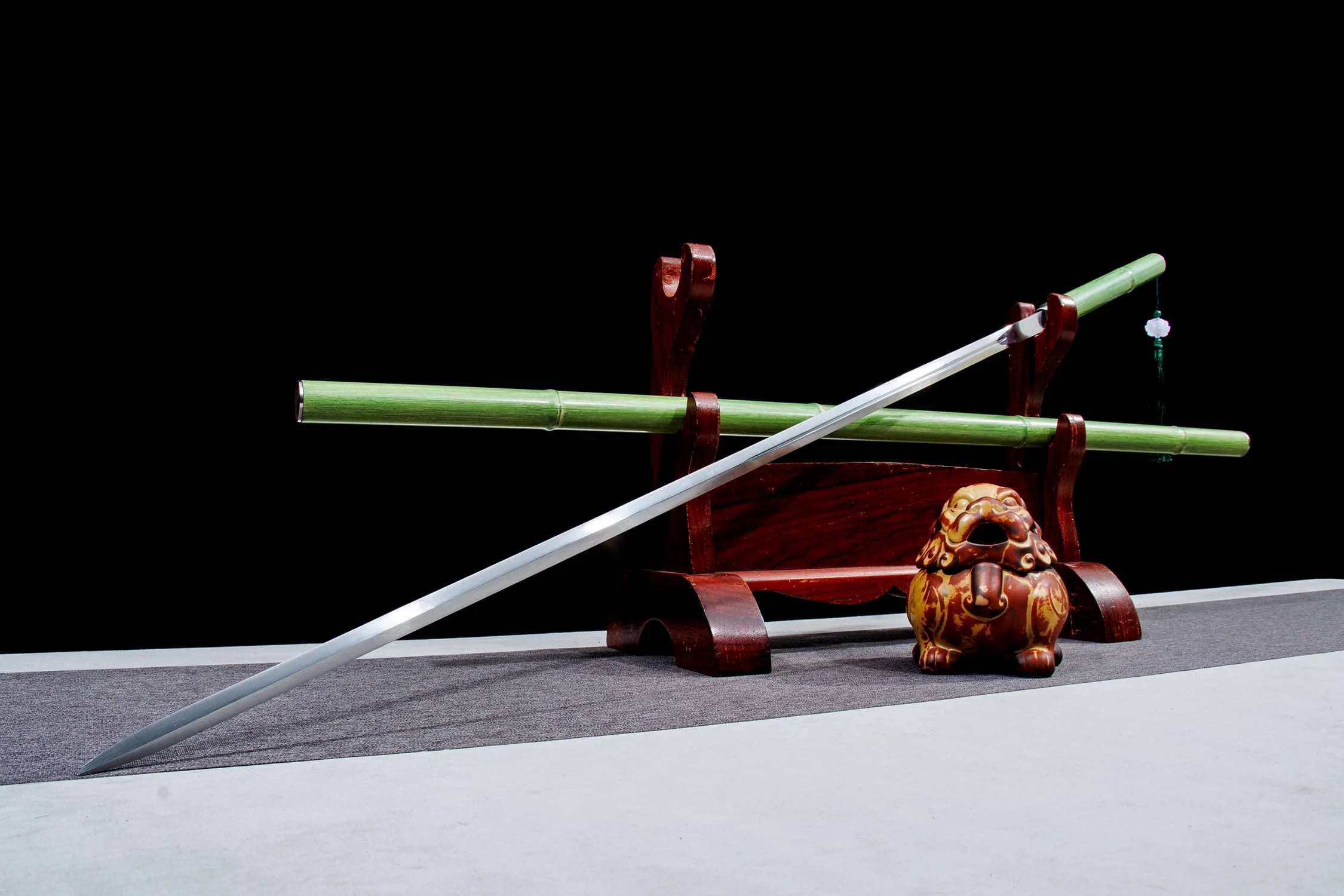 112cm bamboo joint walking stick sword ready for combat with sharp edge.Samurai sword made of real steel. Katana for ninja arts