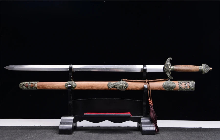 Chinese Tai Chi Swords Folded Steel Damascus Blade Real Handmade Full Tang Sharp Rosewood Sheath Dragon Guard Training Katanas