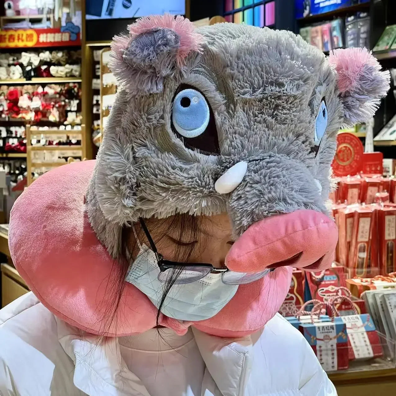 Cosplay Prop Wild Boar Head Plush Hat Pig Head Warm Headgear Cartoon Stuffed Anime Plushies Cosplay Props Gifts Boy Fans