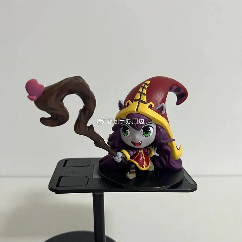 Original League of Legends Animation Game Peripheral Toys Jinx Teemo Poppy Vi Anime Action Model Figures Ornament Collection