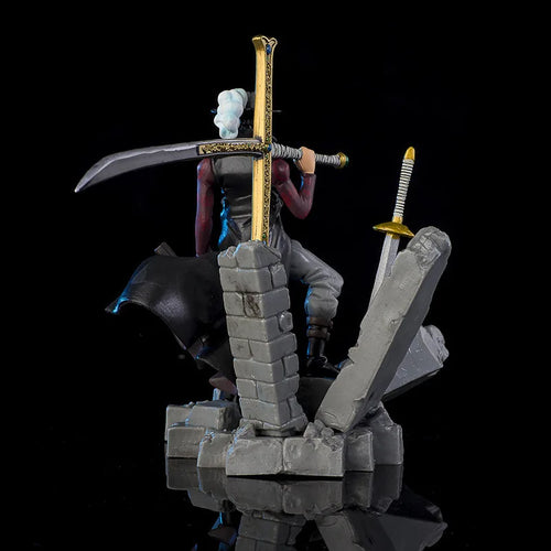 14CM ONE PIECE Anime Figures Dracule Mihawk Top Decisive Battle Action Figure PVC Model Toys Collection Ornaments Doll Fans Gift