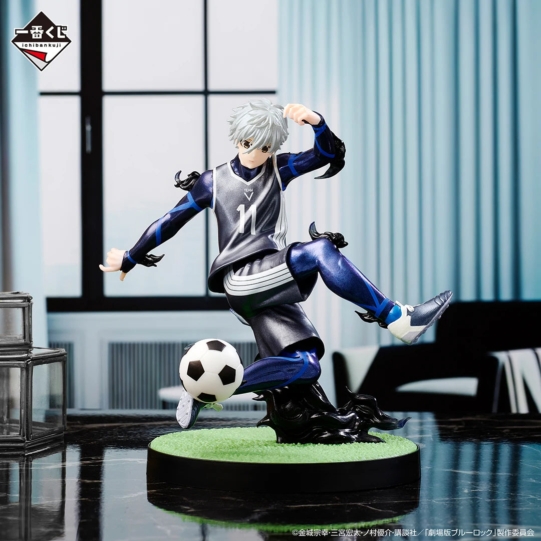 BANDAI Ichiban KUJI Blue Lock Isagi Yoichi Bachira Meguru wielding saboteurs Anime Action Figures Model Collection Toy