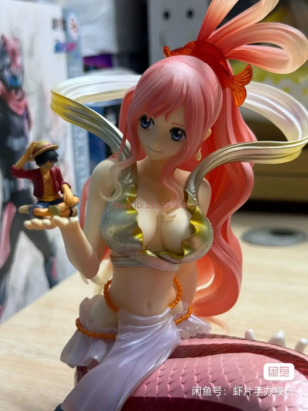 One Piece Shirahoshi Hold Luffy In Hand Action Figures Model Doll Toys Collectible Desktop Ornaments Kids Birthday Mas Gifts