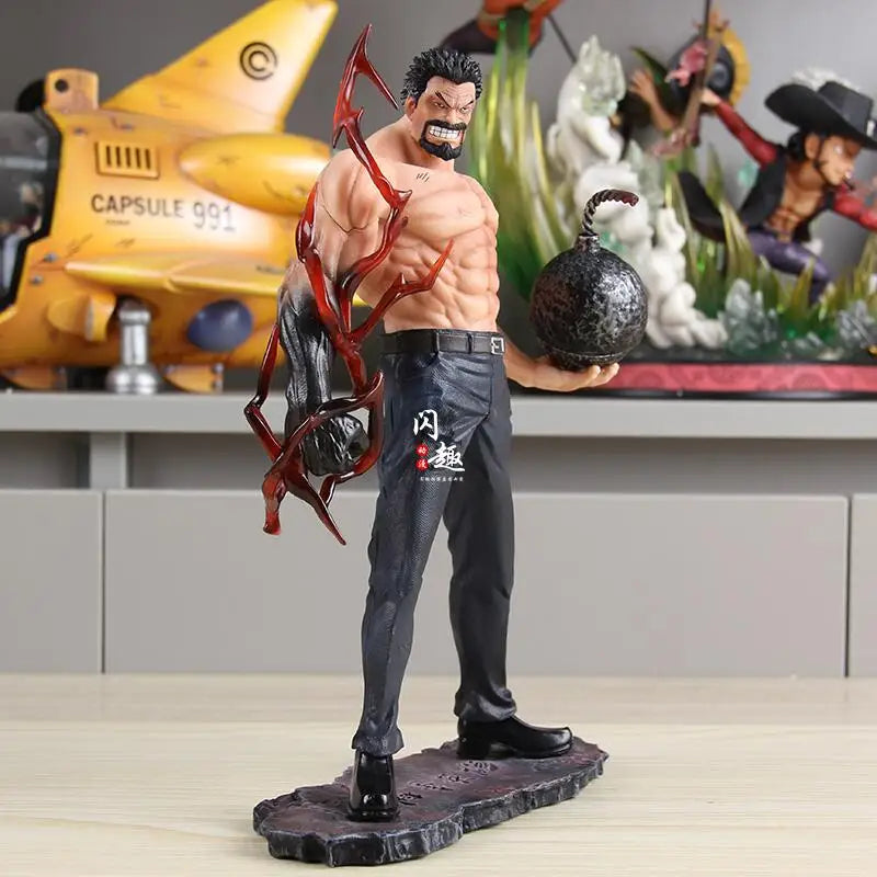 26cm Anime One Piece Figures Monkey D Garp Standing Posture GK Sculpture Scene Action Figurine PVC Ornament Toy Gift Model Decor